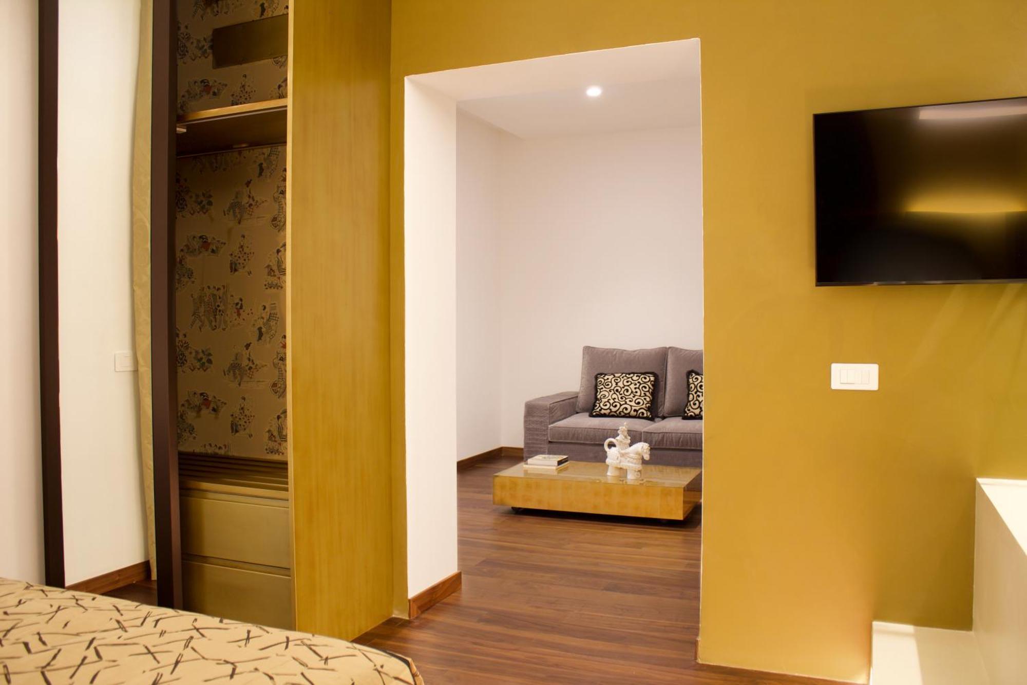 Palazzo Cartari Hotel 4*